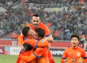 亚冠比赛开启激烈角逐，强队实力碾压对手！