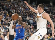 约基奇三巨头联手，格林得分突破，热火冲击季后赛！的简单介绍