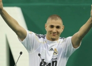 皇家马德里球员本泽马因个人原因缺席比赛的简单介绍