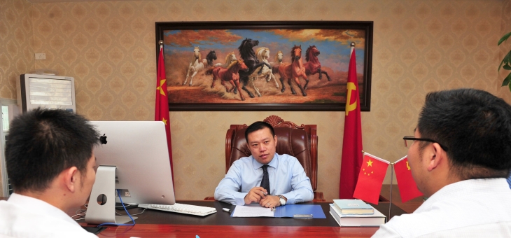 河南智通客场挑战南京海报，关键时刻备战的简单介绍